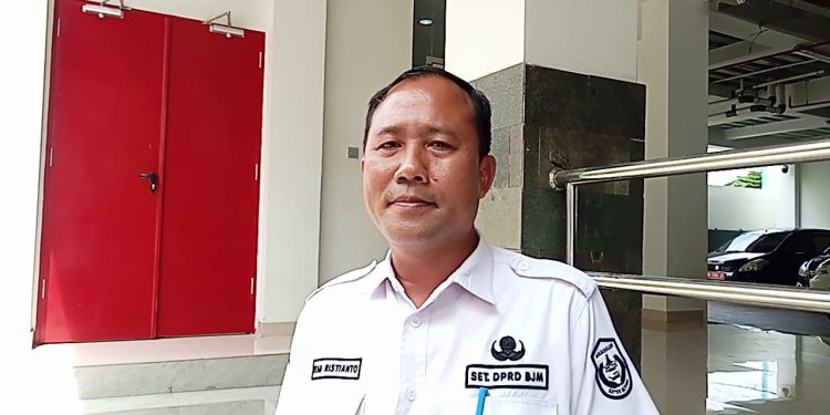 Sekretaris DPRD Banjarmasin Iwan Ristianto. (foto : sna/seputaran)