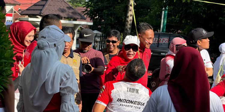 Lomba 17 yang dimeriahkan senam berbagai lomba di Setda kota Banjabaru.