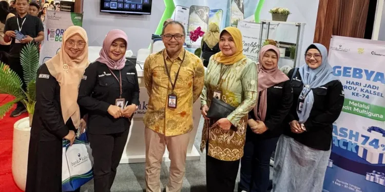 Pihak Bank Kalsel saat di event Kalsel Expo 2024. (foto : istimewa)