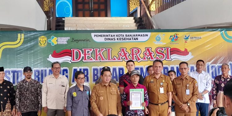 Deklarasi Stop BABS atau ODF di Balaikota Banjarmasin. (foto : shn/seputaran)