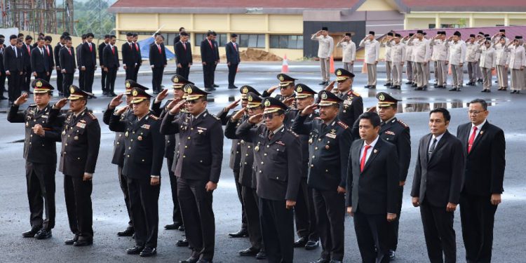 Upacara pergantian jabatan atau mutasi Polri. (foto : istimewa)