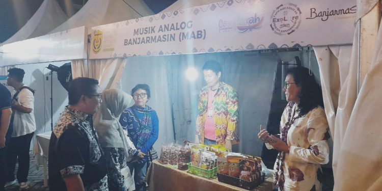 Walikota Banjarmasin H Ibnu Sina saat di lokasi Semarak Akhir Tahun Explore dan Cangkurah Banjarmasin. (foto : shn/seputaran)