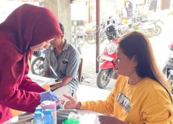 Satrio Biru Sampit Gelar Cek Kesehatan Gratis dan Tebus Murah Sembako
