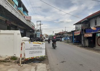 Omset Pedagang Mengalami Penigkatan, Jalan Cemara Raya Kembali Diberlakukan Dua Arah  