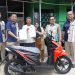 Walikota dan Wakil Walikota Banjarmasin Serahkan Hadiah Sepada Motor untuk Pelanggan Teladan PAM Bandarmasih