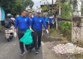 ASN Pemko Gotong Royong Bersihkan Sisa Sampah di Haul Guru Zuhdi