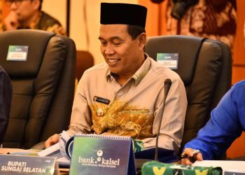 Bupati HSS Hadiri RUPS Bank Kalsel