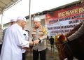 Dukung Haul Syekh Muhammad Arsyad Al Banjari, Kapolda Kalsel Serahkan Lima Ekor Sapi