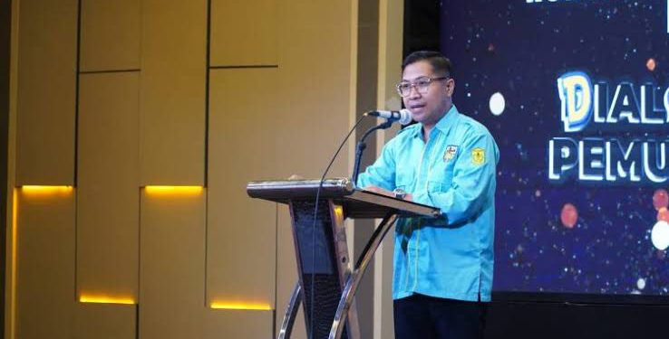 Ketua DPD KNPI Banjarmasin M Ridho Akbar saat memberikan sambutan usai dilantik. (foto : shn/seputaran)