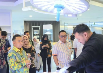 Bupati Survei Alat Kesehatan Mutakhir untuk RSUD Datu Sanggul