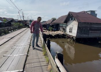 Aliansyah Tinjau Kondisi Jembatan 3 Kelayan