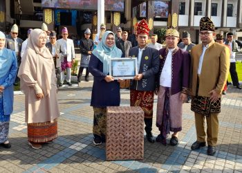 Momen Hardiknas, SDN Pengambangan 5 Raih Penghargaan Ini