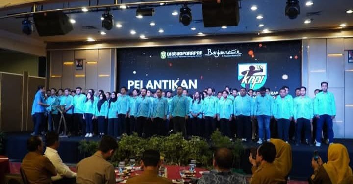 Prosesi pelantikan sejumlah organisasi kepemudaan di Banjarmasin. (foto : shn/seputaran)