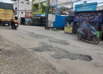 Jalan Rusak di Depan RSUD Sultan Suriansyah Segera Diperbaiki