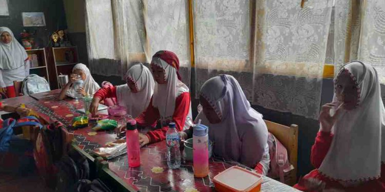 Aktivitas belajar mengajar di salah satu SD Negeri. (foto : shn/seputaran)