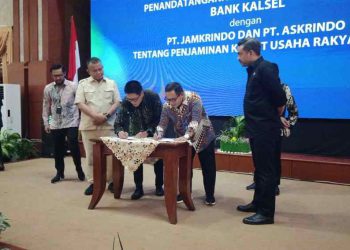 Disaksikan Menteri UMKM, Bank Kalsel Tandatangani Kesepakatan Penjaminan KUR