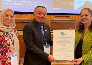 Gubernur Terima Sertifikat UGGp Meratus dari UNESCO di Paris