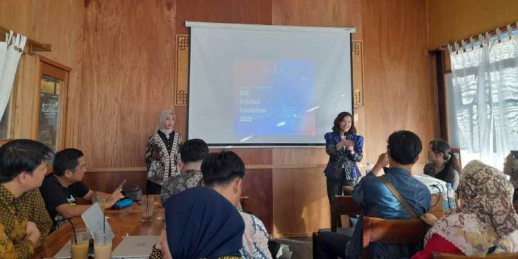 BEI Kalsel gelar workshop IDX Product Roadshow 2025 untuk mengenalkan produk pasar modal non saham. (foto : sjhn/seputaran)