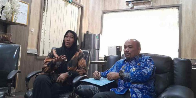 Pihak Inspektorat Banjarmasin saat jumpa pers dengan awak media . (foto : shn/seputaran)