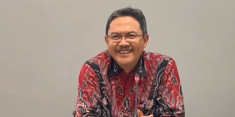 Kepala OJK Kalsel Agus Maiyo. (foto : istimewa)