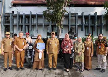 Bank Kalsel Bantu Dua Unit Kendaraan Roda Tiga untuk RSUD Ansari Saleh