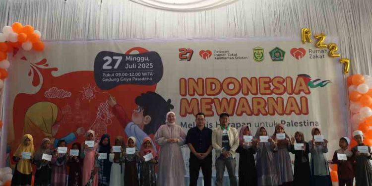 Kegiatan Indonesia Mewarnai yang digelar Bank Kalsel dan Rumah Zakat. (foto : istimewa)