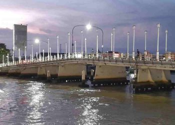 Komponen Air Mancur Jembatan Pasar Lama Hilang Lagi