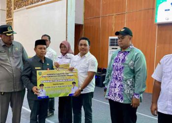 Realisasikan Janji Politik, Bupati Tapin Naikkan Tunjangan Perangkat Desa dan Kader Posyandu