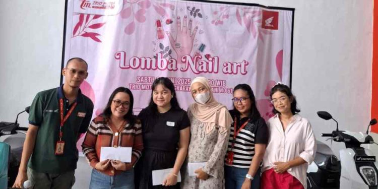 PT Trio Motor melalui jaringan Dealernya di wilayah Kalimantan Tengah menyelenggarakan Lomba Nail Art yang mengusung tema Uniq Glamour. (foto : istimewa)