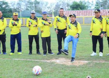 Buka Turnamen Sepak Bola Bupati Cup 2025, H Yamani : Ini Ajang Pemersatu