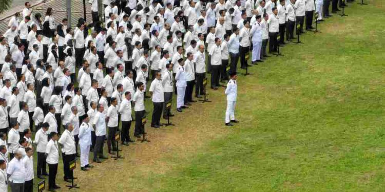 DJP Peringati Hari Pajak 2025 dengan menggelar upacara nasional. (foto : istimewa)