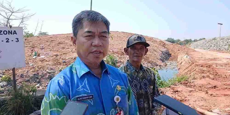 Kepala DLH Banjarmasin Alive Yoesfah Love. (foto : shn/seputaran)
