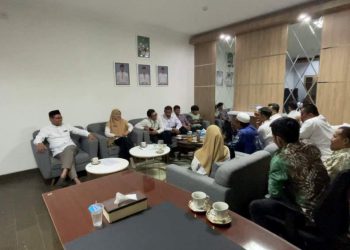 Lima Bulan Tak Terima TPG, Belasan Guru Honorer PAI Mengadu ke Dewan