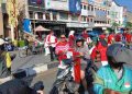 DPMPTSP Banjarmasin Bagikan 500 Bendera Merah Putih