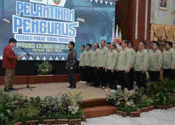 Wagub Hasnuryadi Resmi Ketua FPTI Kalsel