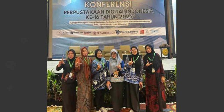 Pihak Dispersip Kalsel saat menghadiri KPDI di Riau. (foto : istimewa)