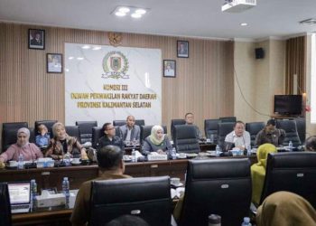 Komisi III Bersama ESDM dan Mitra Terkait Bahas Pengadaan Instalasi Listrik Bagi Warga Miskin