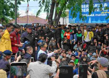 Aksi Demo di DPRD Kalsel Berlangsung Aman dan Damai