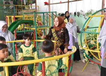 Hj Fathul Jannah Muhidin Kunjungi Sejumlah PAUD di Banjarmasin
