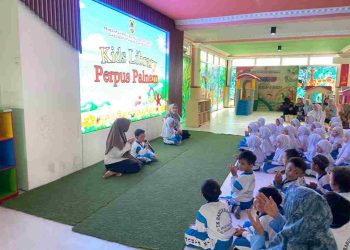 Tumbuhkan Minat Baca, TK Barurrahmah Wisata Literasi ke Perpustakaan Palnam