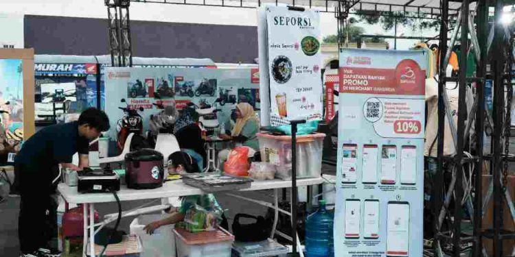 Gelaran Ganteng Fest 2025 hingga HMC 2025 South Kalimantan di Lapangan Murjani, Kota Banjarbaru hadirkan sejumlah merchant unggulan dari aplikasi Bahunda. (foto : istimewa)