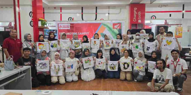 PT Trio Motor selaku Main Dealer Honda Kalselteng terus menghadirkan kegiatan positif yang memberikan nilai tambah bagi masyarakat. (foto : istimewa)