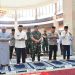 Gubernur Muhidin Salat Jumat Berjemaah dengan Forkopimda dan Masyarakat di Masjid Raya Sabilal Muhtadin