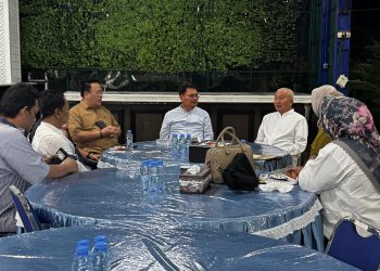 KPU Kalsel dan Jajarannya Silaturrahmi ke Gubernur H Muhidin