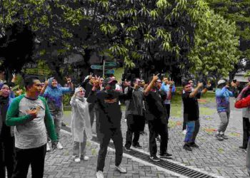 Pemko Bersama FWB Banjarmasin Gelar Outbound di Anjungan Kalsel TMII Jakarta
