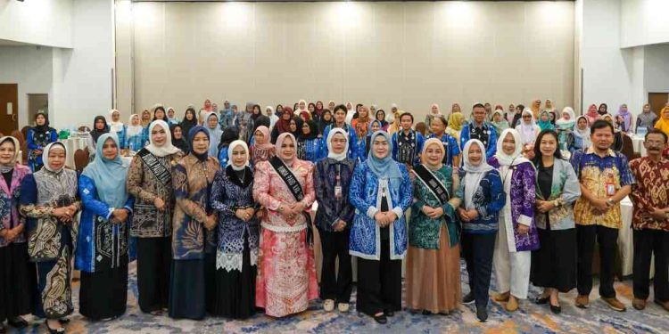 Foto bersama di sela Bimtek. (foto : Adpim Kalsel)