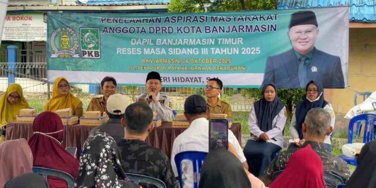 Anggota DPRD Banjarmasin Fery Hidayat saat reses di Pekapuran. (foto : sna/seputaran)