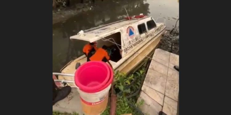 Kapal Patroli BPBD Banjarmasin yang rusak dan terbengkalai. (foto : shn/seputaran)