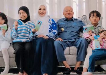 Lewat IG Bank Kalsel, Gubernur Muhidin Ajarkan Pentingnya Menabung Sejak Dini