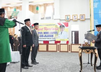 Lantik Pj Sekda, Bupati Yamani : Laksanakan Tugas dengan Integritas, Loyalitas dan Dedikasi Tinggi